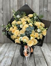 Букет цветов из:  Розы и Лизиантусы в Вольное