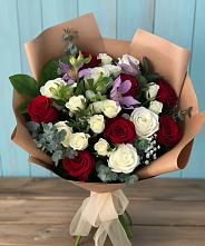 Букет цветов из:  Розы и Альстромерии в Вольное