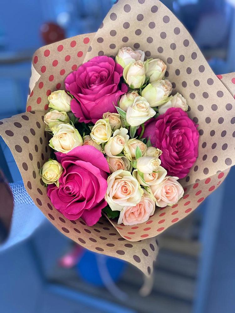 Букет цветов из: Розы в Вольное