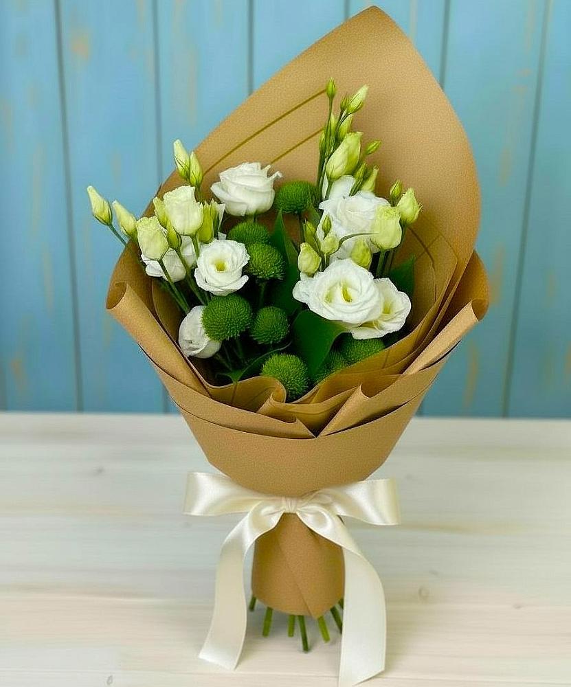 Букет цветов из: Хризантемы и Лизиантусы в Вольное