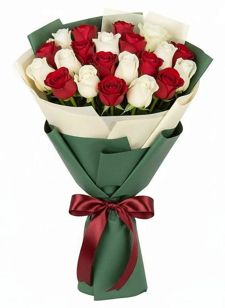 Букет Микс из красных и белых роз в Вольное