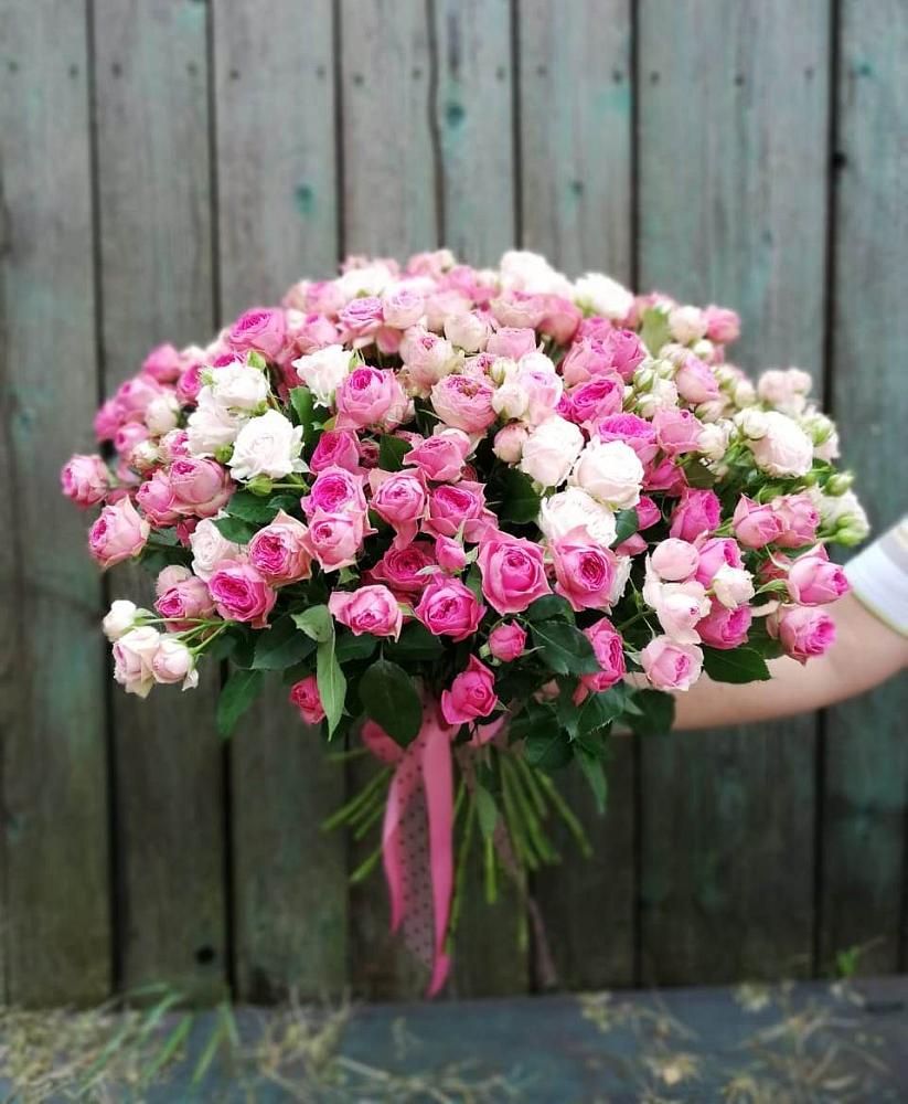 Букет Розовые кустовые розы Натали и Лав Лидия в Вольное