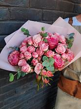 Букет розы в пальмах в Вольное Букет цветов из: Розы в Вольное