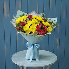 Букет цветов из:  Альстромерии и Хризантемы в Вольное